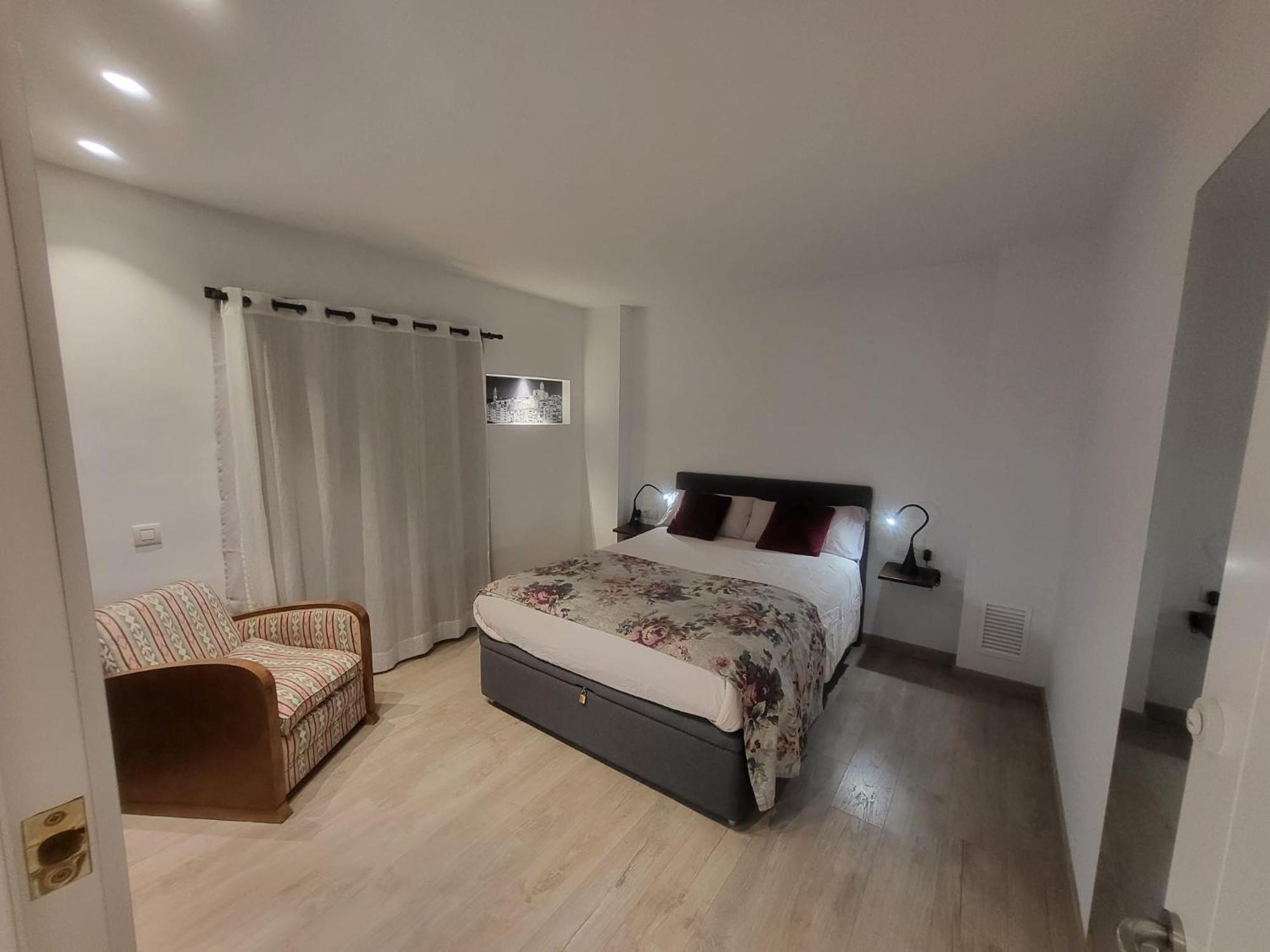 Turistic Girona - Piso De 1, 2 O 3 Habitaciones מראה חיצוני תמונה