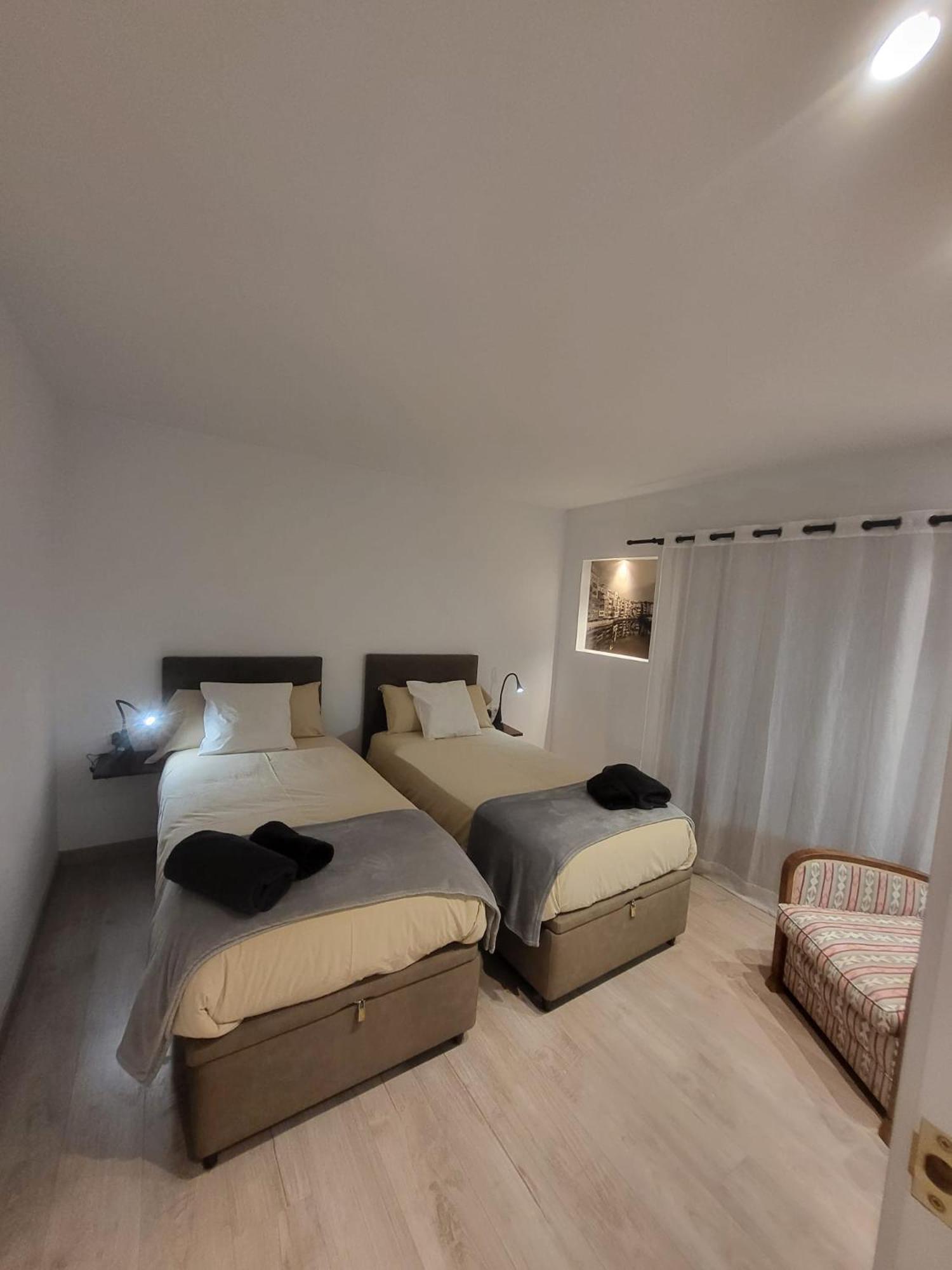 Turistic Girona - Piso De 1, 2 O 3 Habitaciones מראה חיצוני תמונה